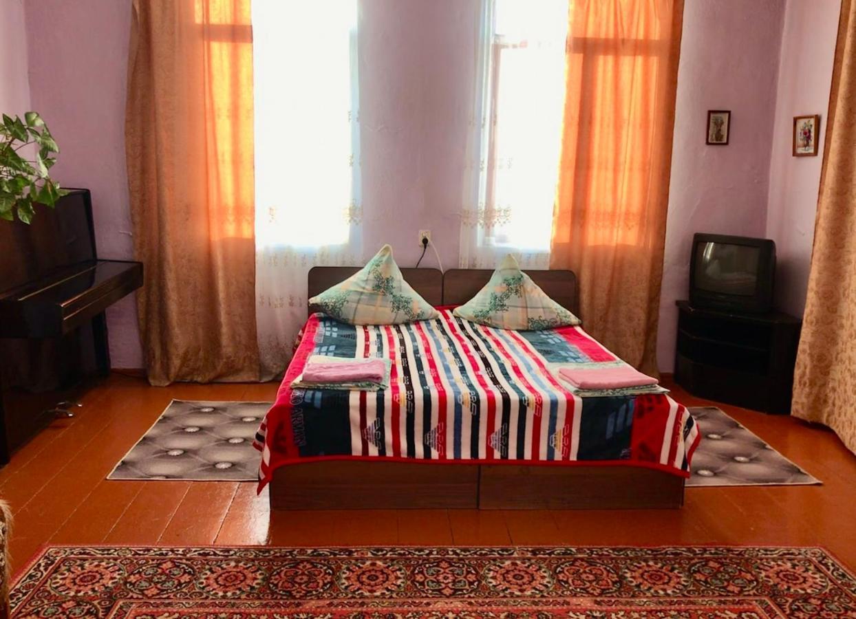 سوخومي Guest House Anna المظهر الخارجي الصورة