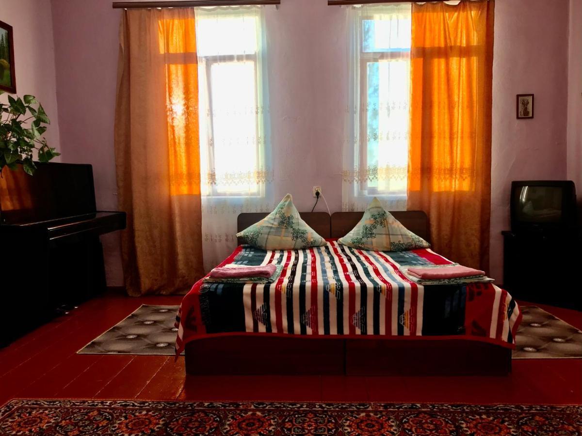 سوخومي Guest House Anna المظهر الخارجي الصورة