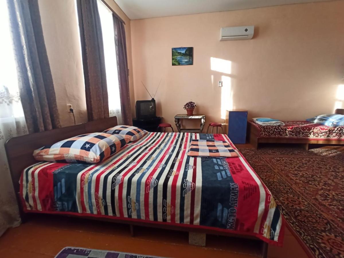 سوخومي Guest House Anna المظهر الخارجي الصورة