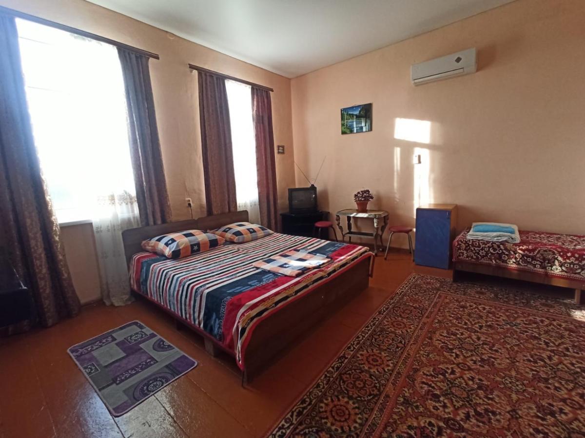 سوخومي Guest House Anna المظهر الخارجي الصورة