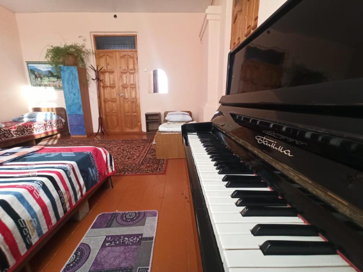 سوخومي Guest House Anna المظهر الخارجي الصورة