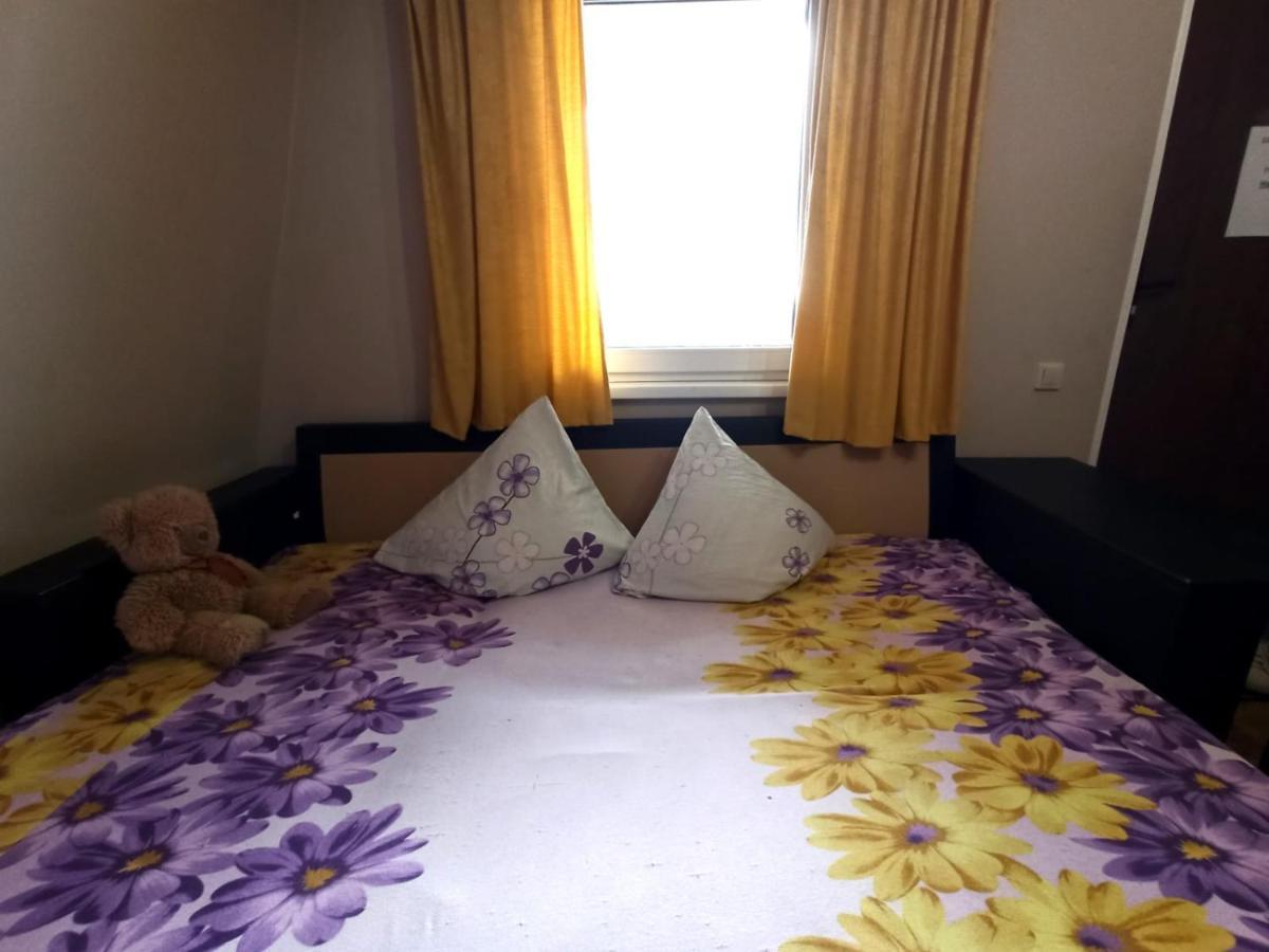 سوخومي Guest House Anna المظهر الخارجي الصورة